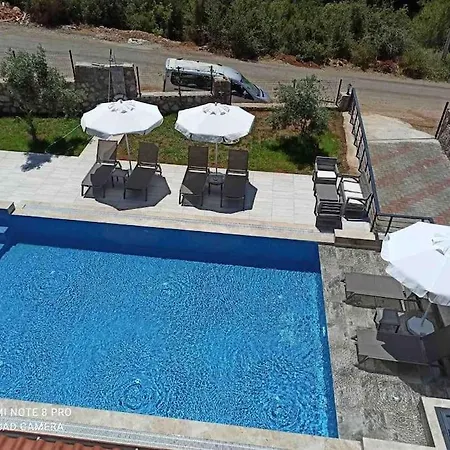 “villa Desen”oludenizde Mustakil 4+1 Havuzlu Villa *